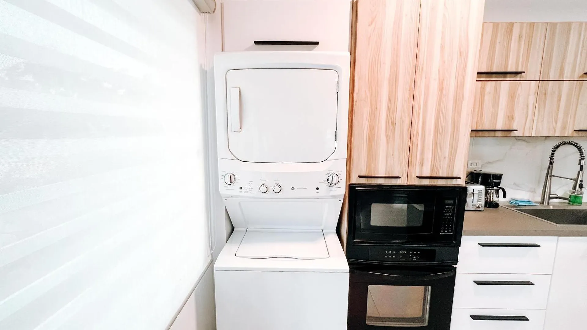 San Juan Getaway Sleeps 6 n 9 Mins to Airport Apartment Puerto Rico