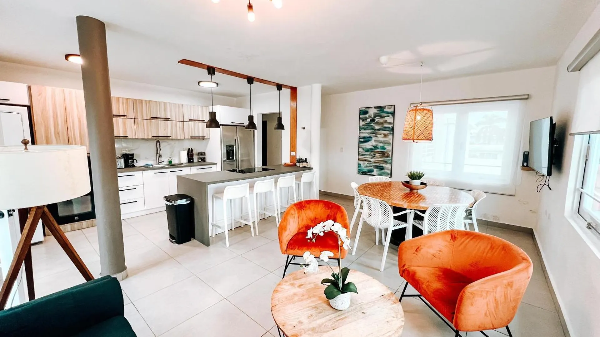 San Juan Getaway Sleeps 6 n 9 Mins to Airport Apartment San Juan
